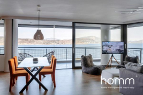 Astonishing Sea View homm 2 BDR Suite in Varkiza